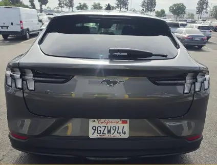 2023 Ford Mustang-Mach-e Select photo 5