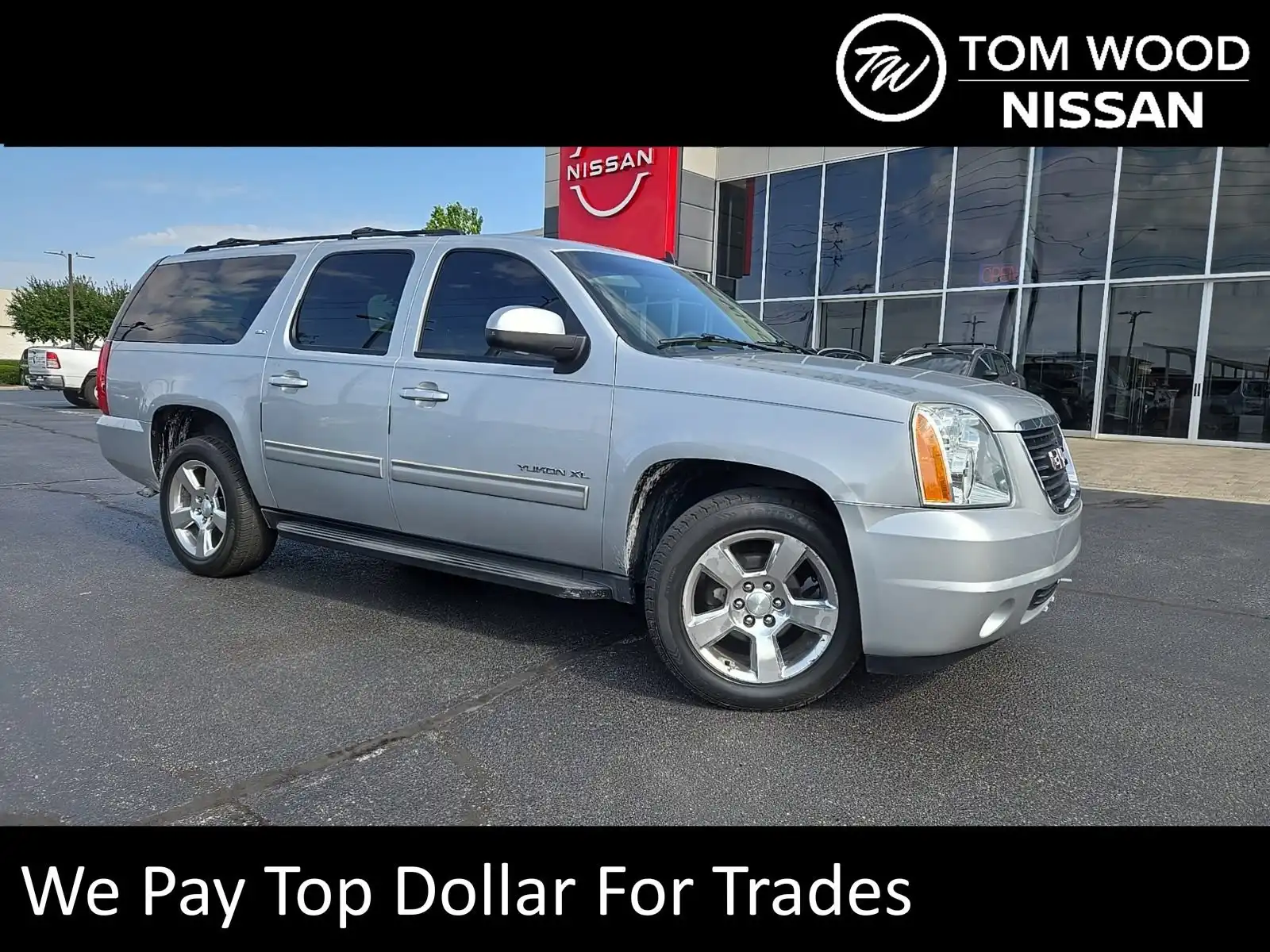 2013 GMC Yukon 4WD 1/2 Ton SLT (4SA)'s photo