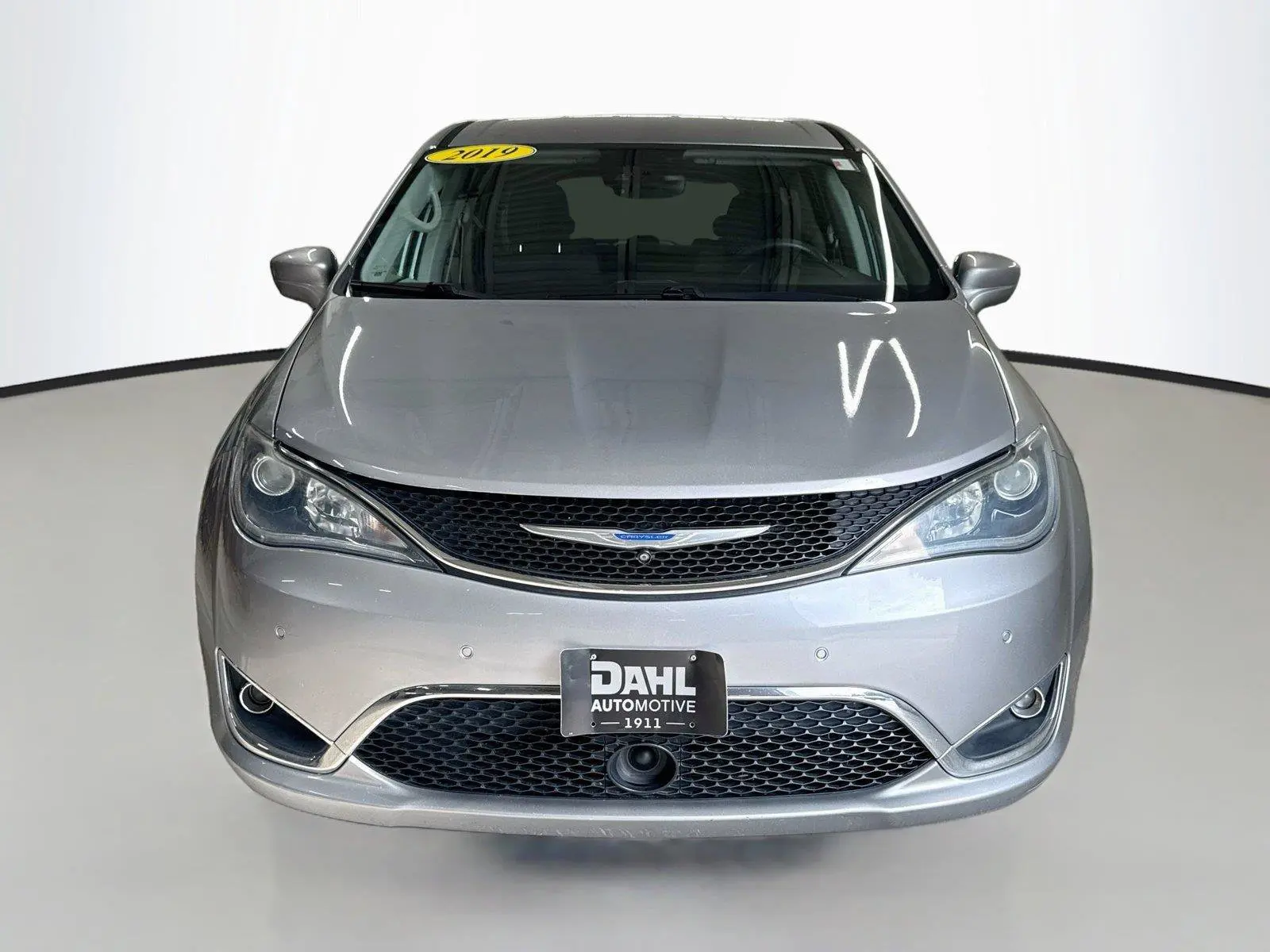 2019 Chrysler Pacifica Touring Plus photo 3