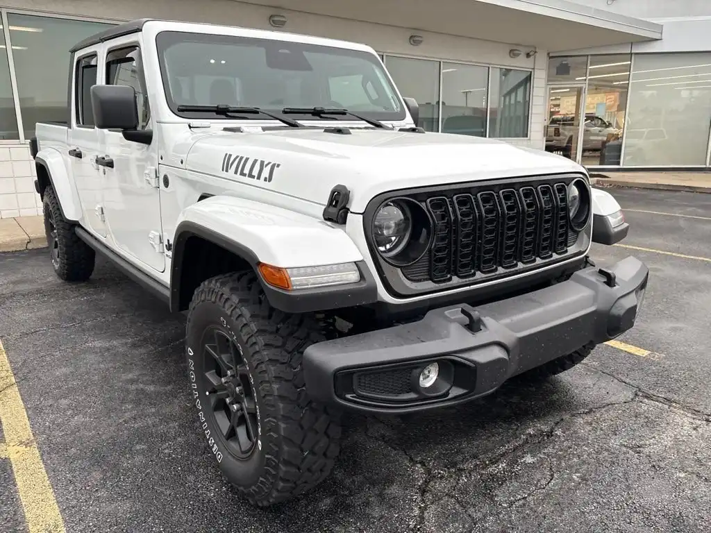 2026 Jeep Gladiator Willys Auto's photo