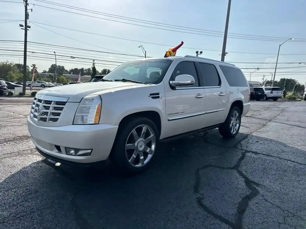 2012 Cadillac Escalade ESV AWD Luxury's photo