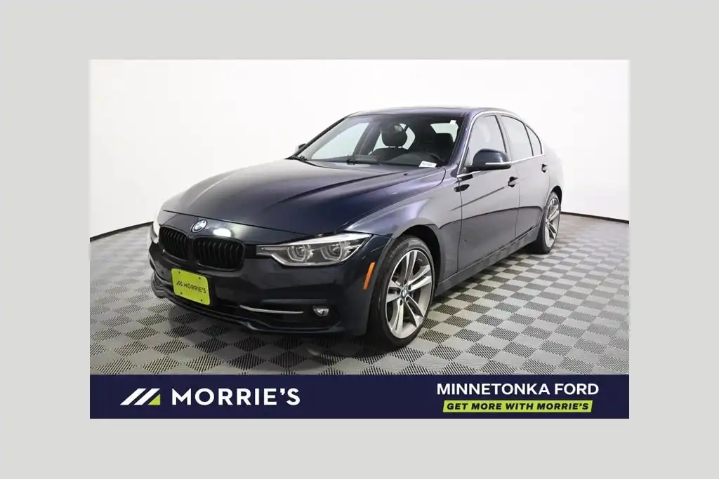 2017 BMW 3 Series 340i xDrive Sedan's photo
