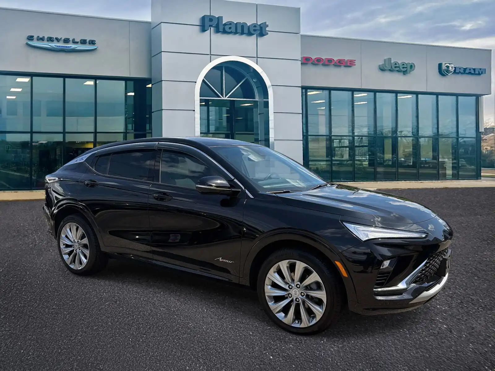 2025 Buick Envista Avenir's photo