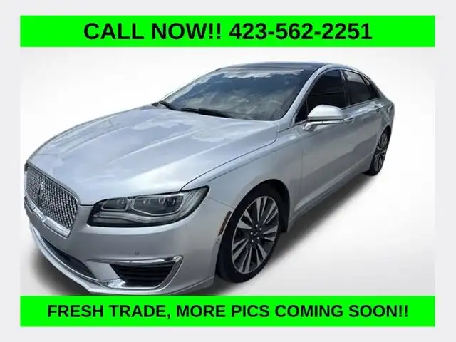2017 Lincoln MKZ Reserve AWD's photo