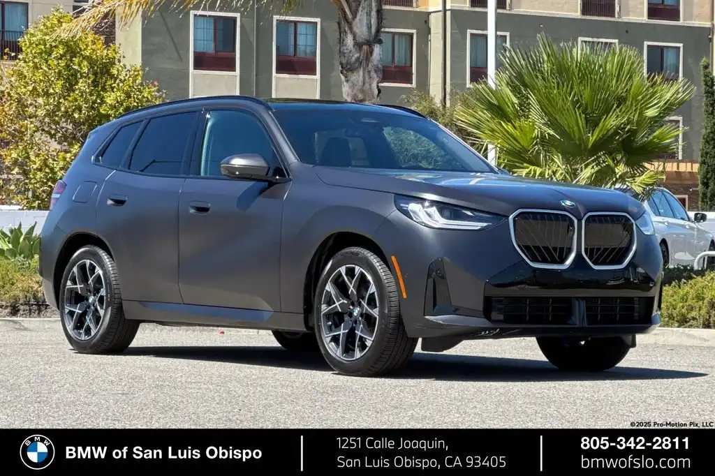 2025 BMW X3 30 XDRIVE's photo