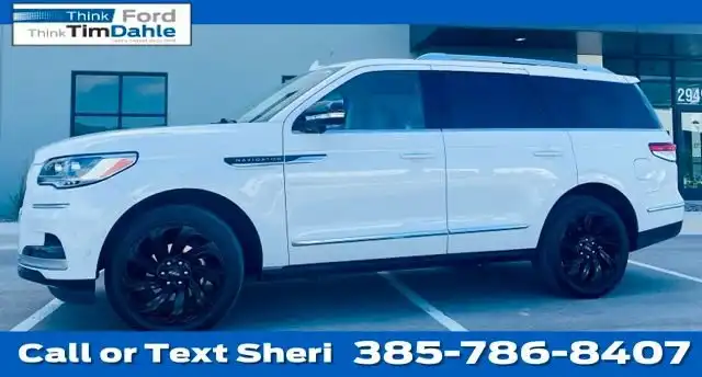 2023 Lincoln Navigator Reserve 4WD's photo