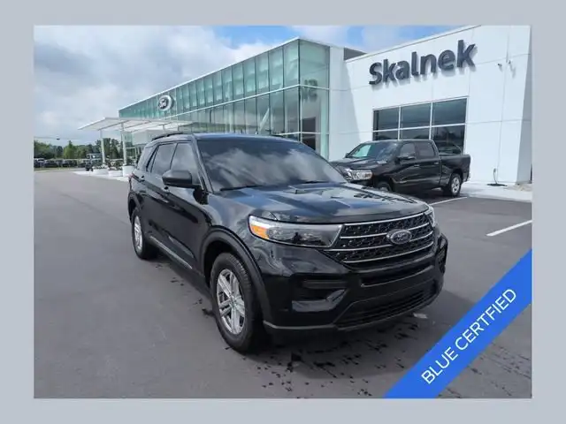 2022 Ford Explorer XLT 4WD's photo