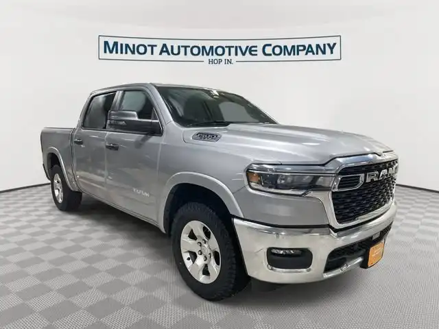 2025 RAM 1500 Big Horn/Lone Star 4x4 Crew Cab 5'7's photo