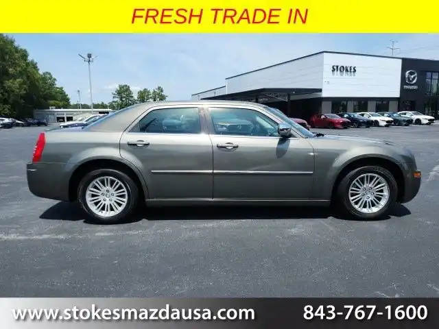 2008 Chrysler 300 Touring's photo
