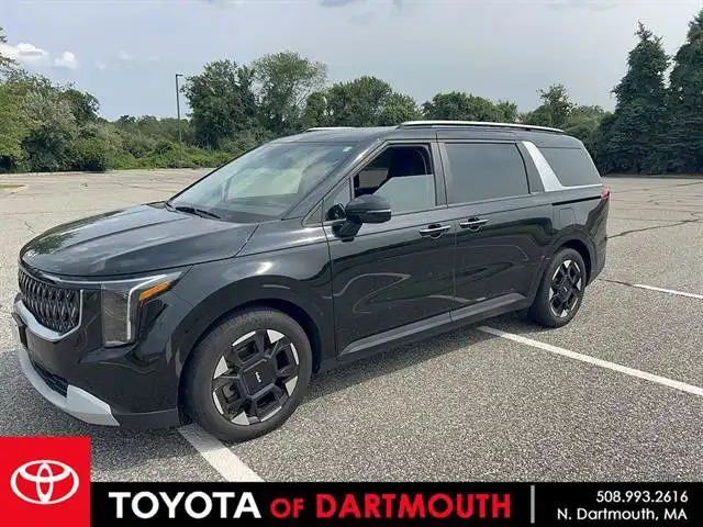2025 Kia Sedona EX's photo