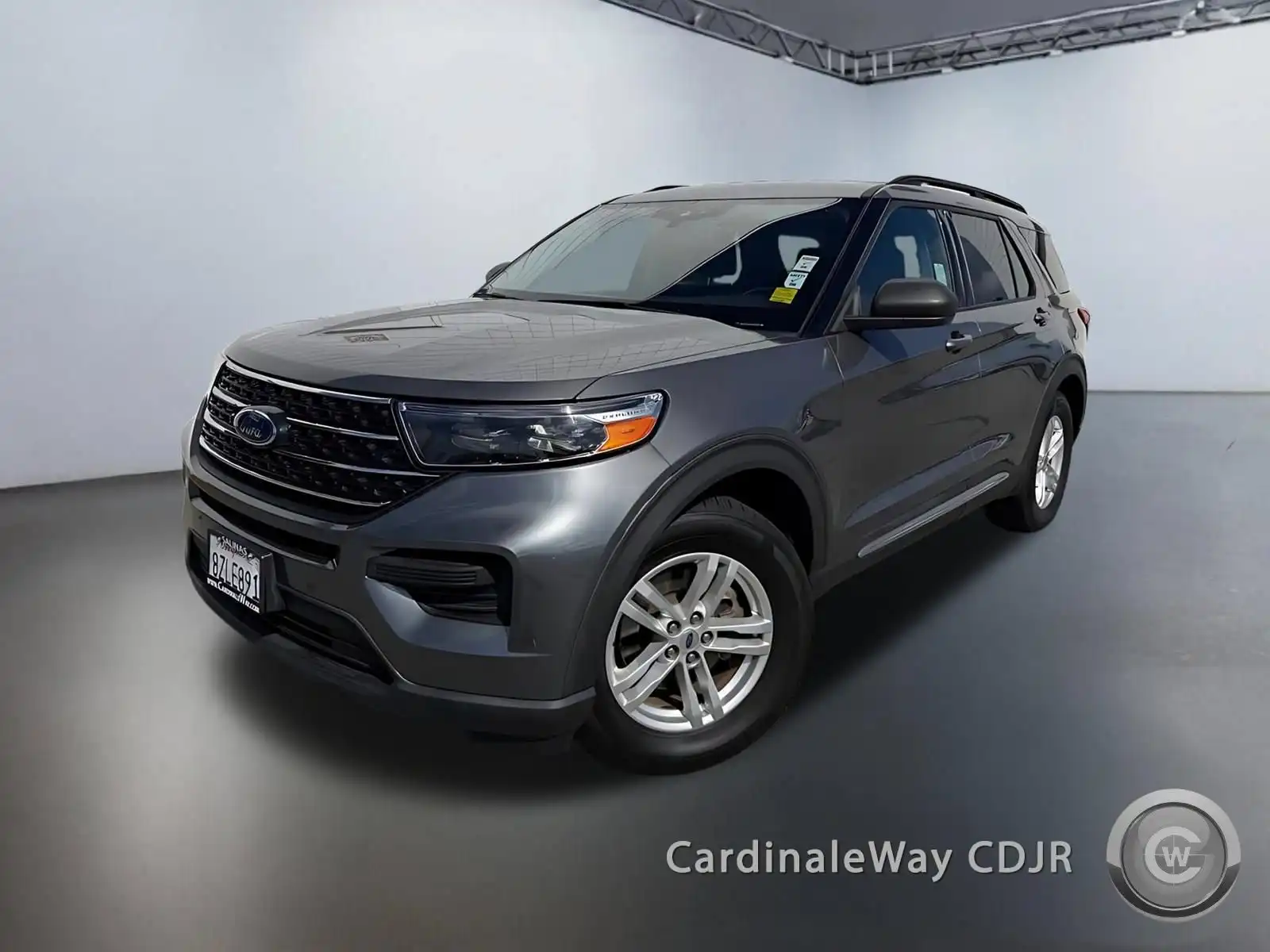2022 Ford Explorer XLT RWD's photo