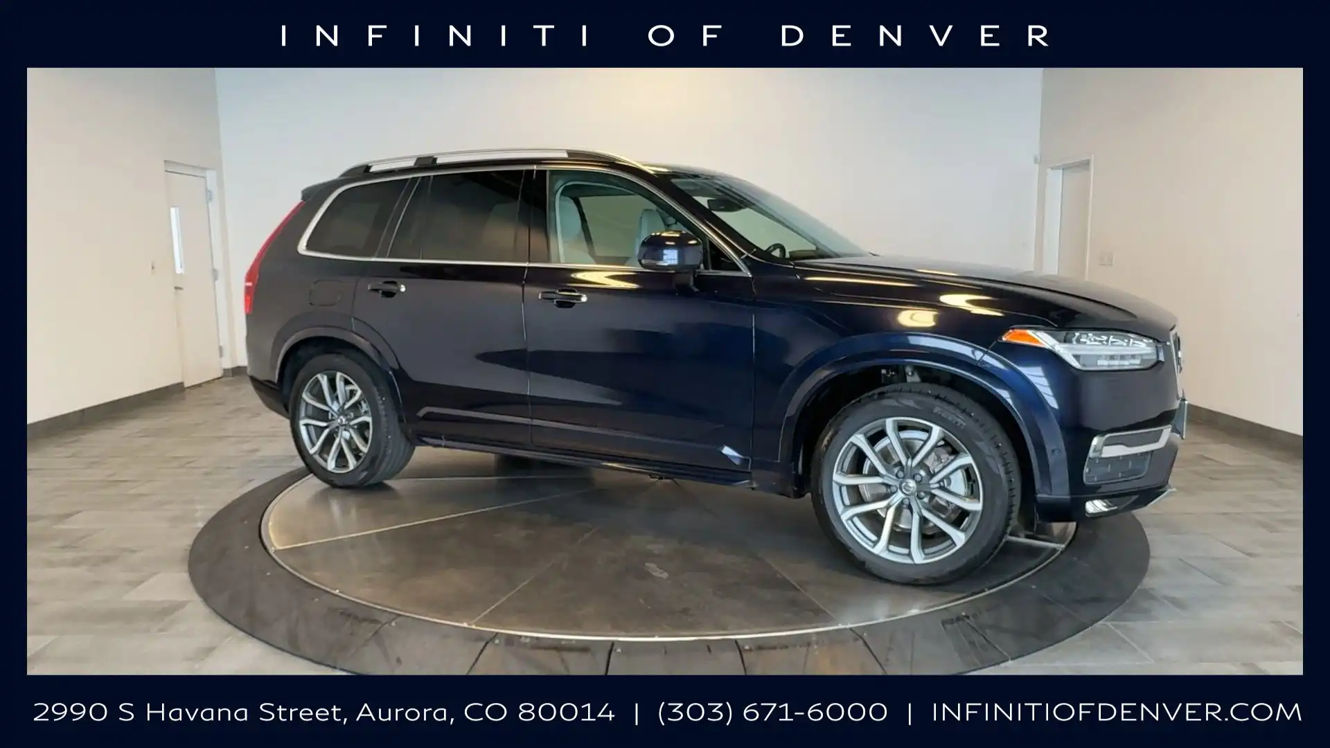 2017 Volvo XC90 T6 AWD Momentum's photo