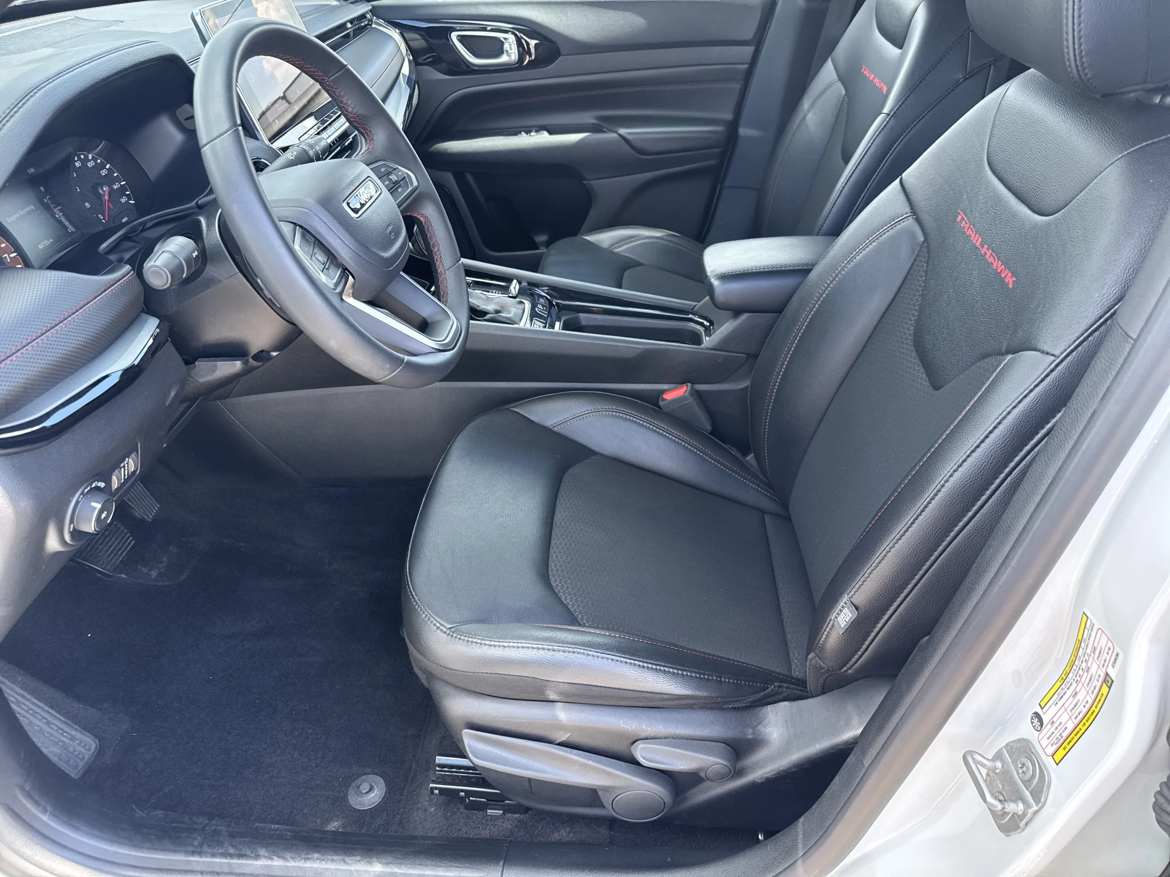2025 Jeep Compass Trailhawk 4X4 photo 5