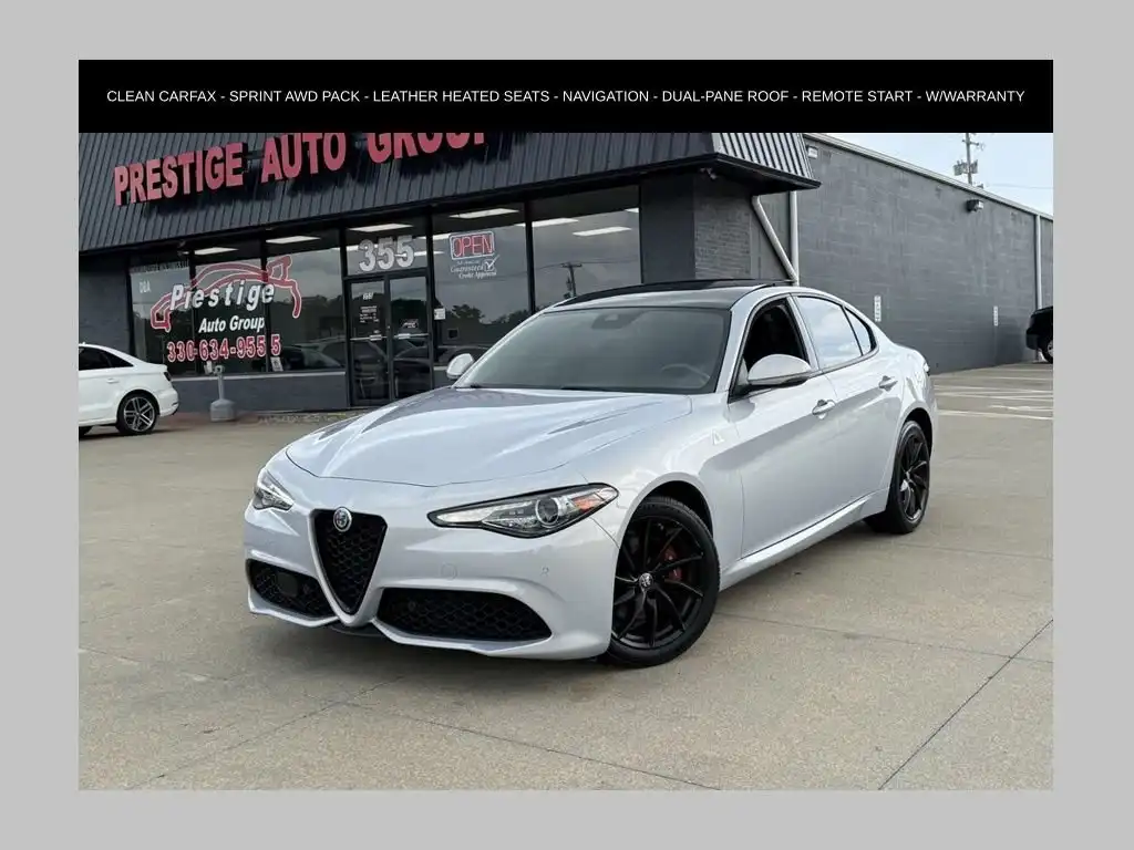 2022 Alfa Romeo Giulia 2.0 Auto AWD's photo
