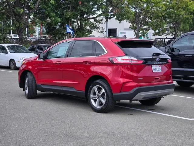 2023 Ford Edge SEL AWD photo 4