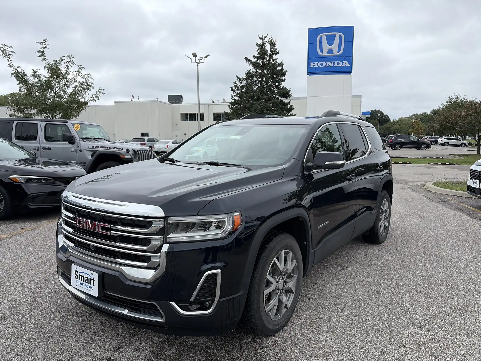 2021 GMC Acadia SLT AWD's photo