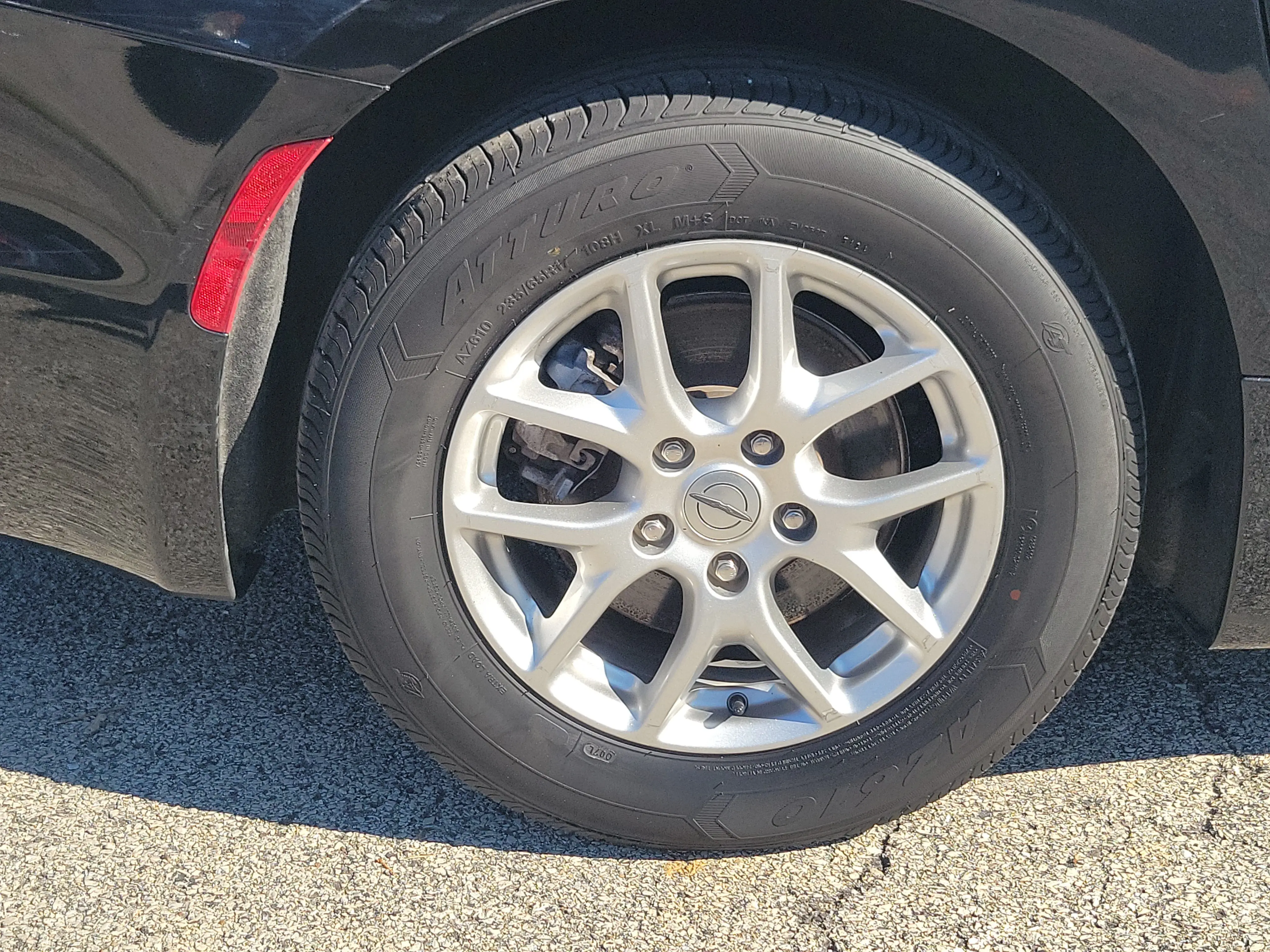 2023 Chrysler Pacifica Touring L photo 5