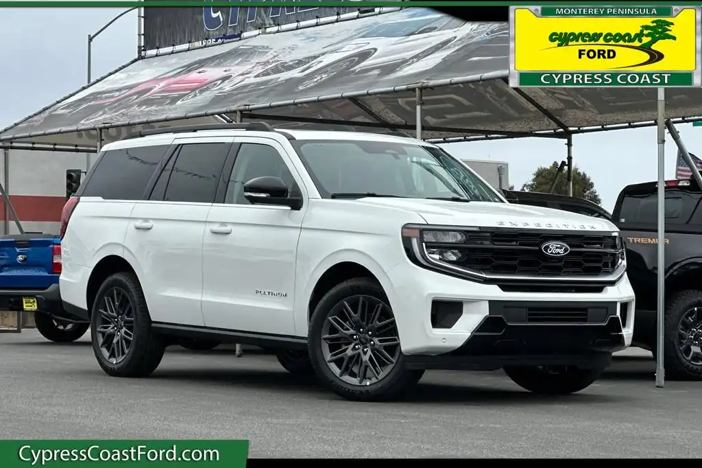 2027 Ford Expedition Platinum 4WD's photo