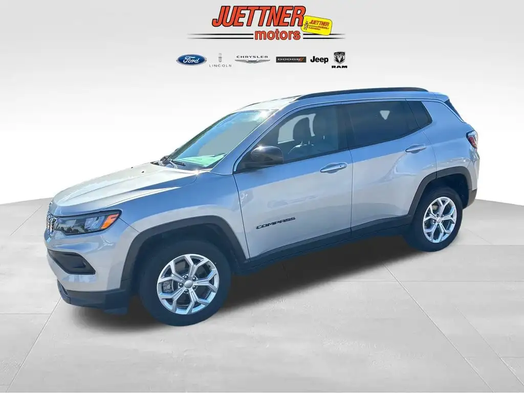 2024 Jeep Compass Latitude 4WD's photo