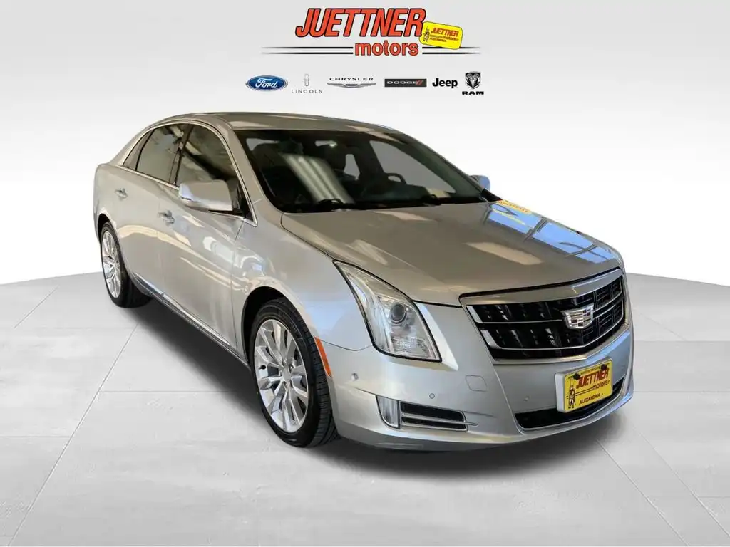 2016 Cadillac XTS 3.6L FWD Luxury Collection's photo