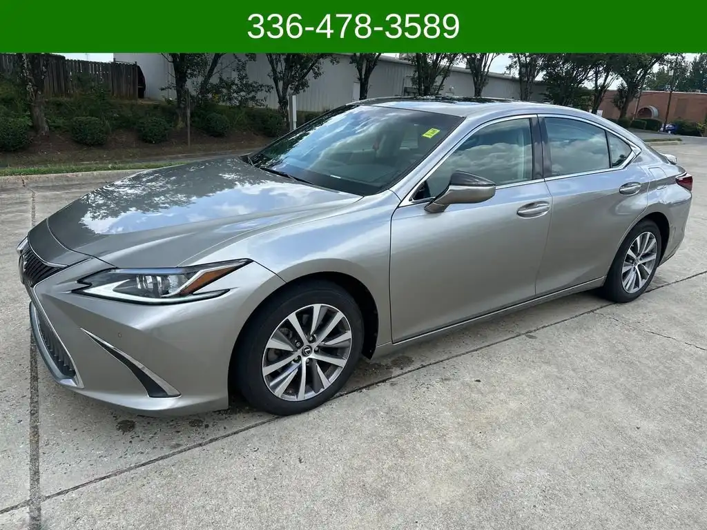 2021 Lexus ES 350 350's photo