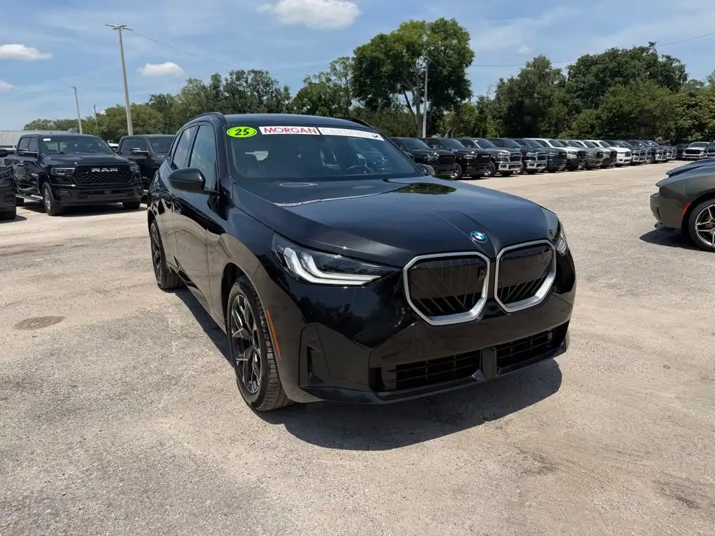 2025 BMW X3 30 XDRIVE's photo