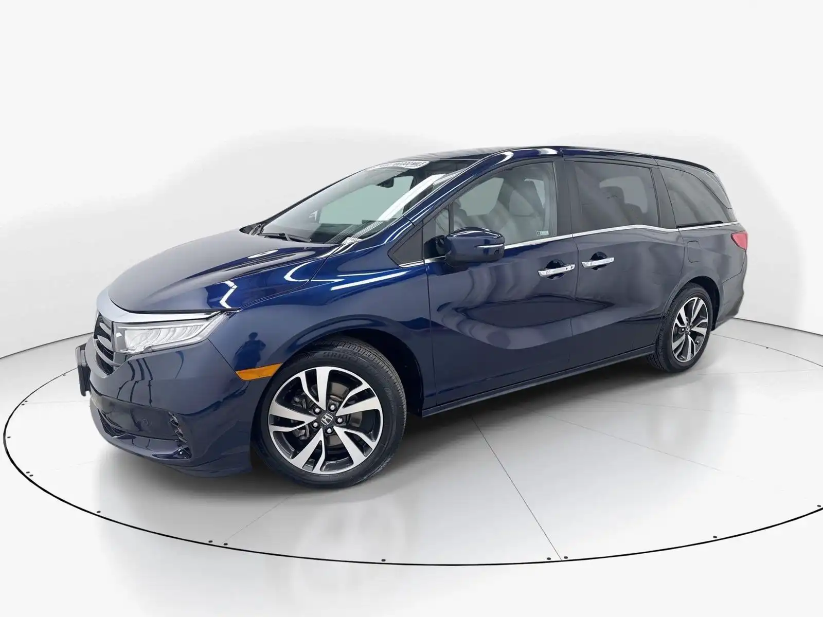 2023 Honda Odyssey Touring's photo