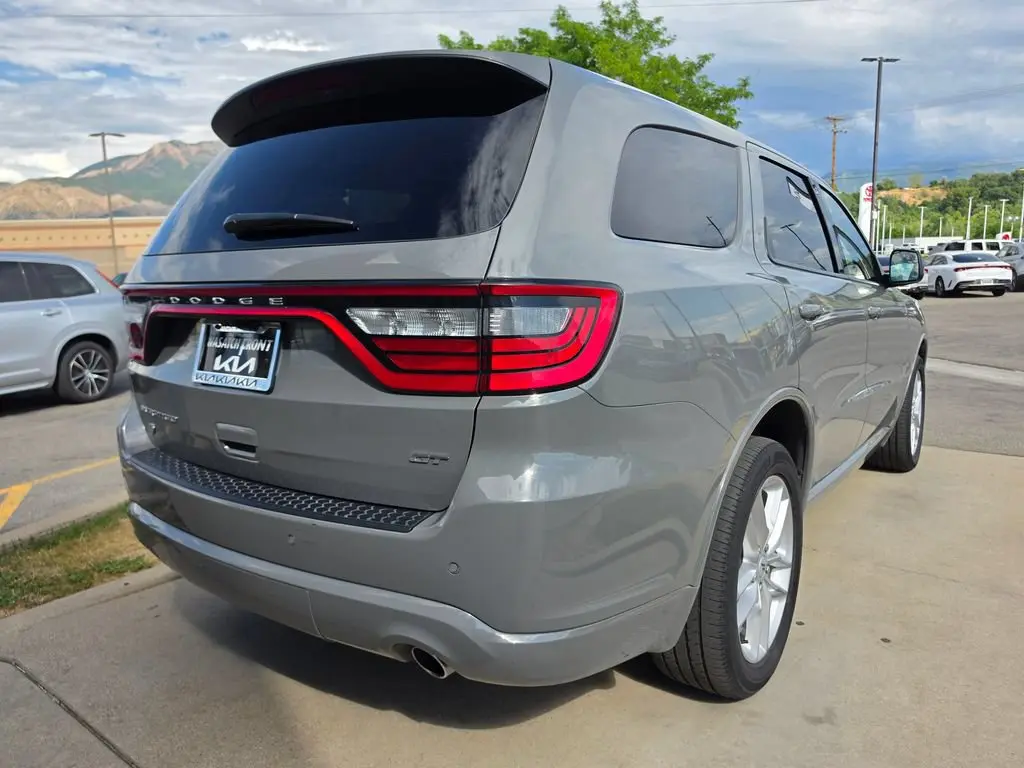 2025 Dodge Durango GT AWD photo 5