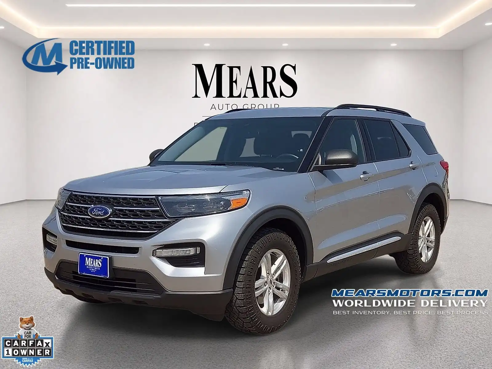 2023 Ford Explorer XLT 4WD's photo
