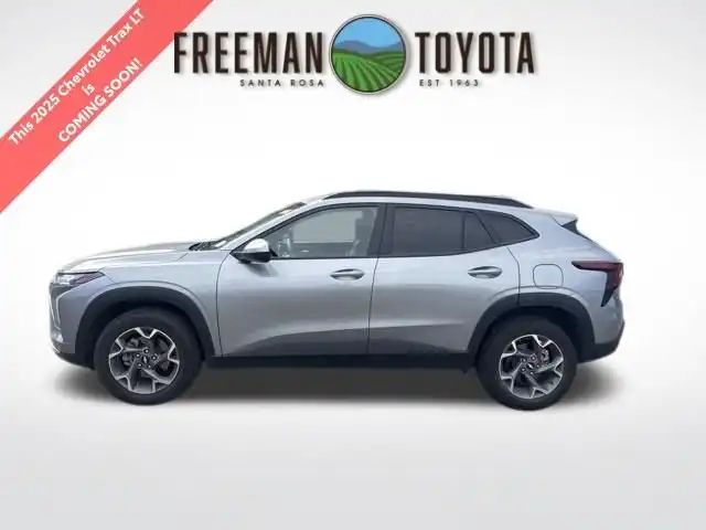 2025 Chevrolet Trax LT's photo