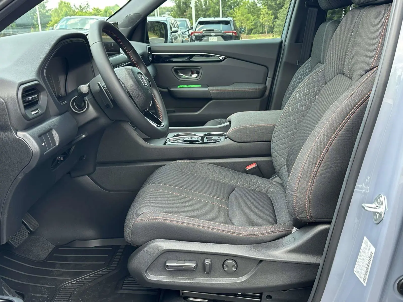 2026 Honda Pilot Sport 2WD photo 4