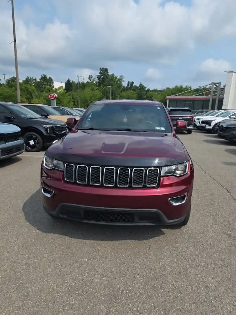 2017 Jeep Grand Cherokee Laredo E 4WD's photo