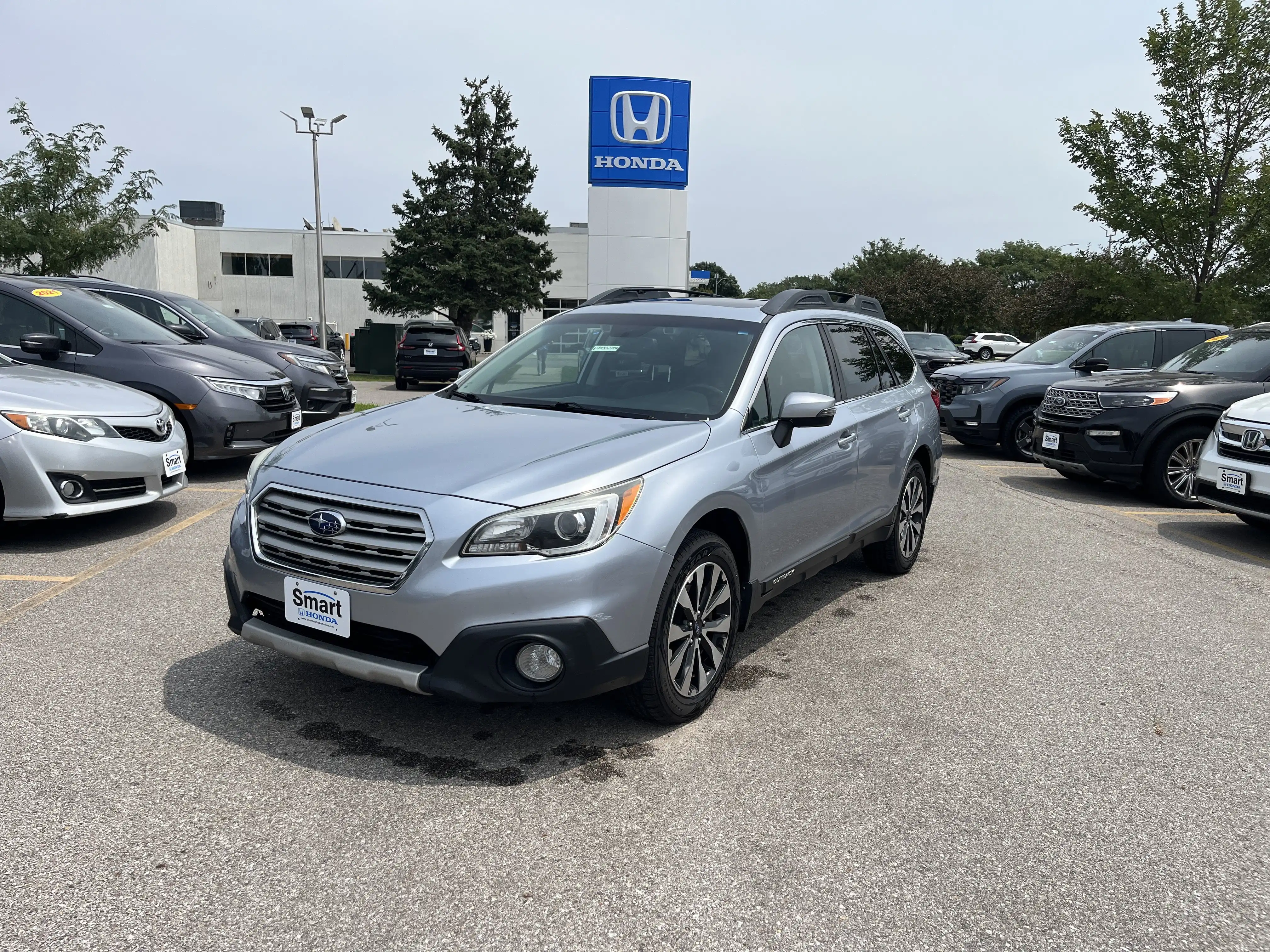 2015 Subaru Outback 3.6R Limited AT's photo