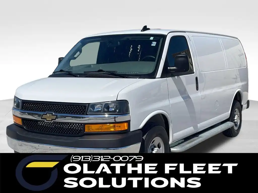 2024 Chevrolet Express 2500 Work Van HD's photo