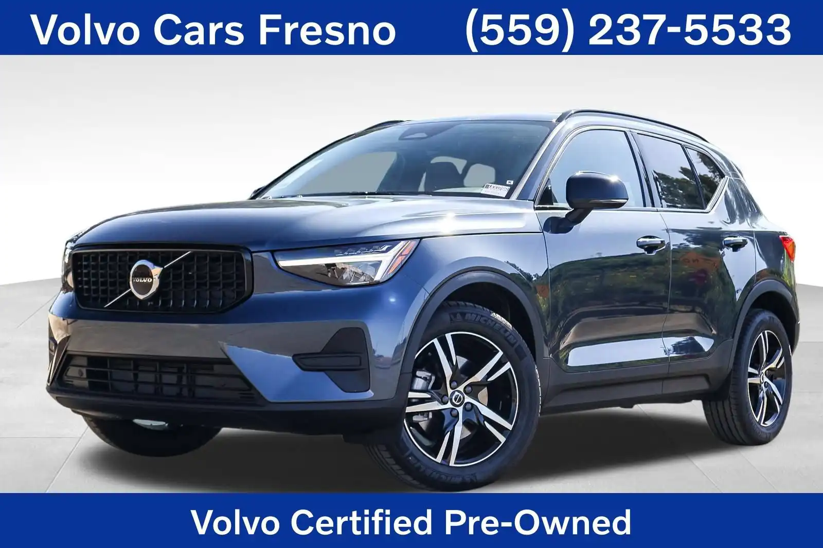 2026 Volvo XC40 B5 Core Dark AWD's photo