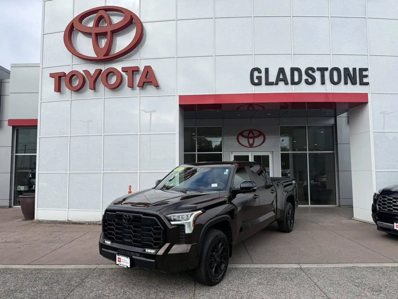 2025 Toyota Tundra Limited 3.4L 4WD CrewMax 6.5' Bed's photo