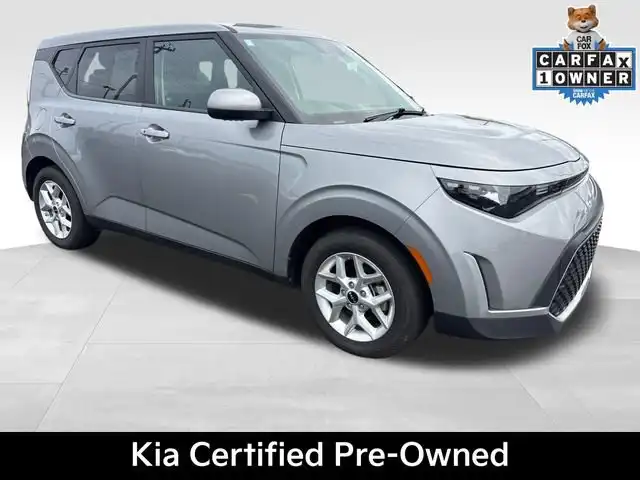2023 Kia Soul 2.0 S IVT's photo