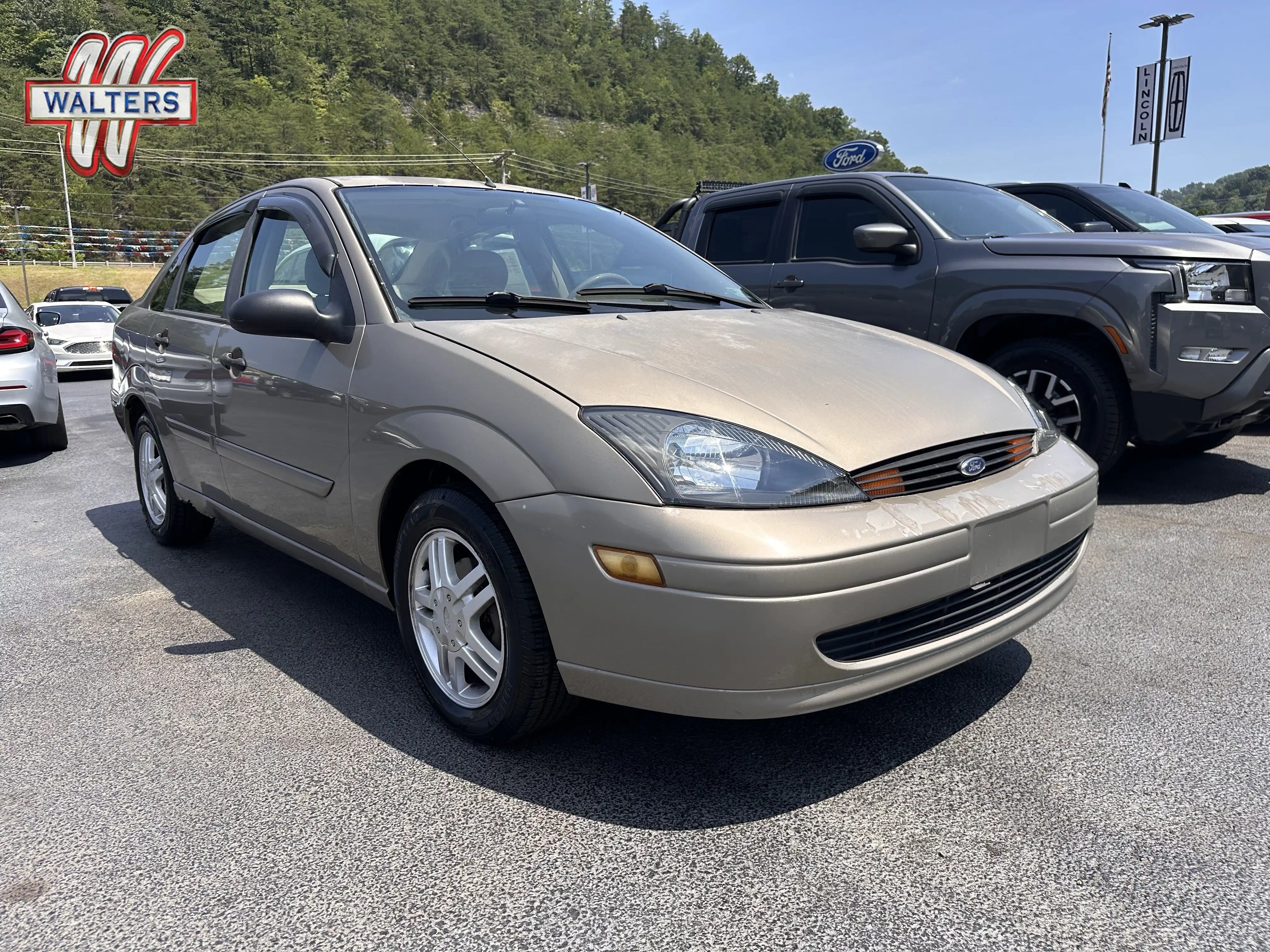 2004 Ford Focus SE's photo