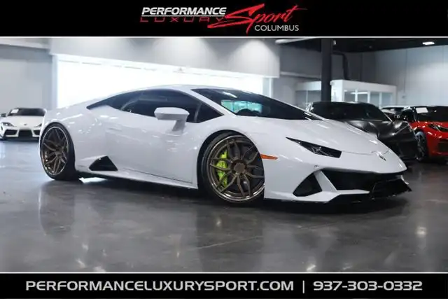 2021 Lamborghini Huracan EVO AWD Coupe's photo