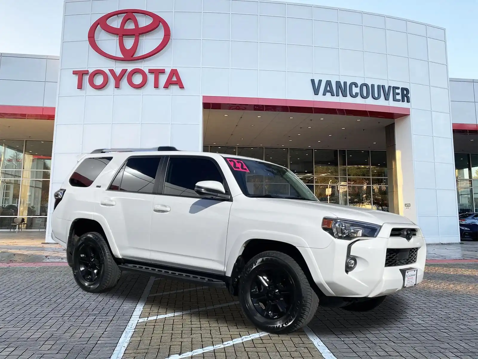 2022 Toyota 4Runner SR5 Premium 4WD V6's photo