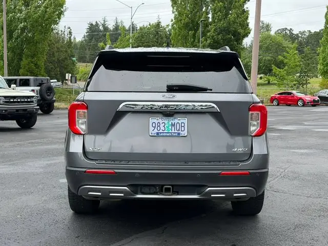 2021 Ford Explorer XLT 4WD photo 5