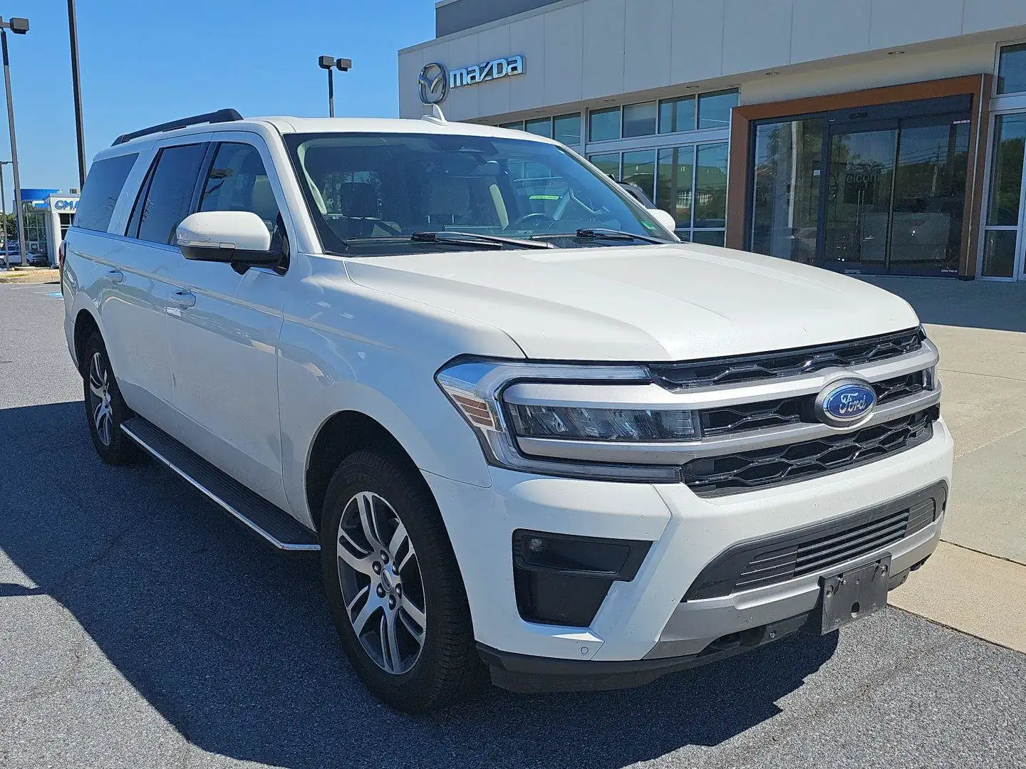 2022 Ford Expedition XLT 4WD MAX's photo