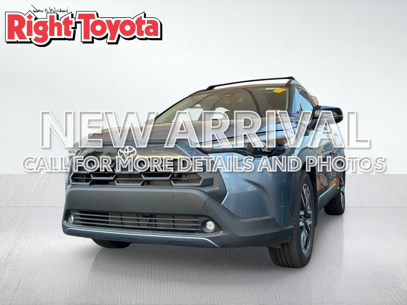 2026 Toyota Corolla Cross XLE FWD's photo