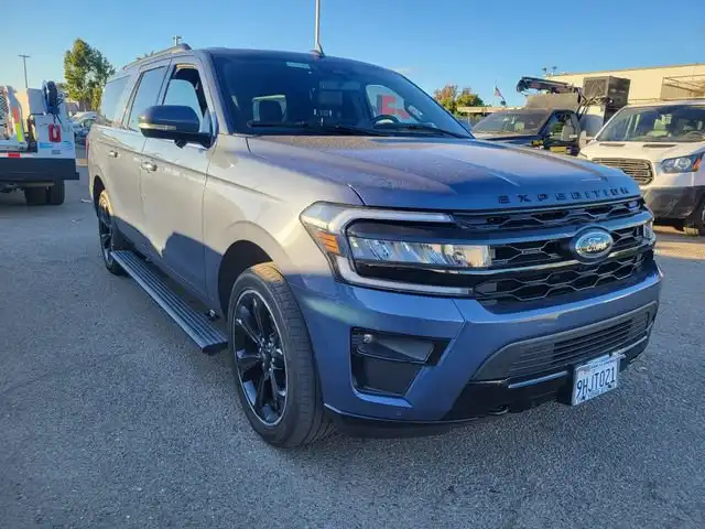 2023 Ford Expedition Limited MAX 4x4's photo