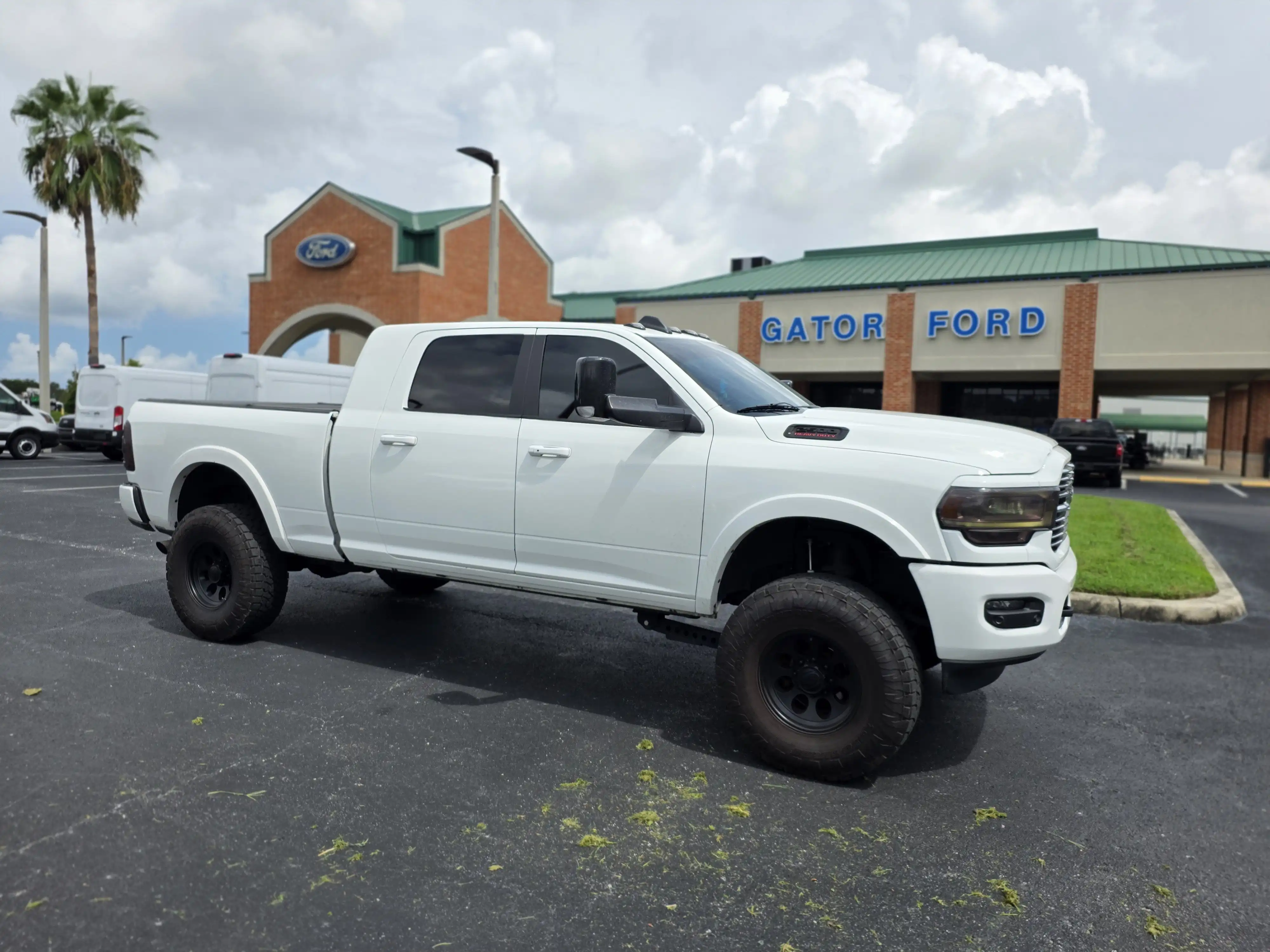 2016 RAM 2500 Tradesman 4X4 Crew Cab SWB's photo