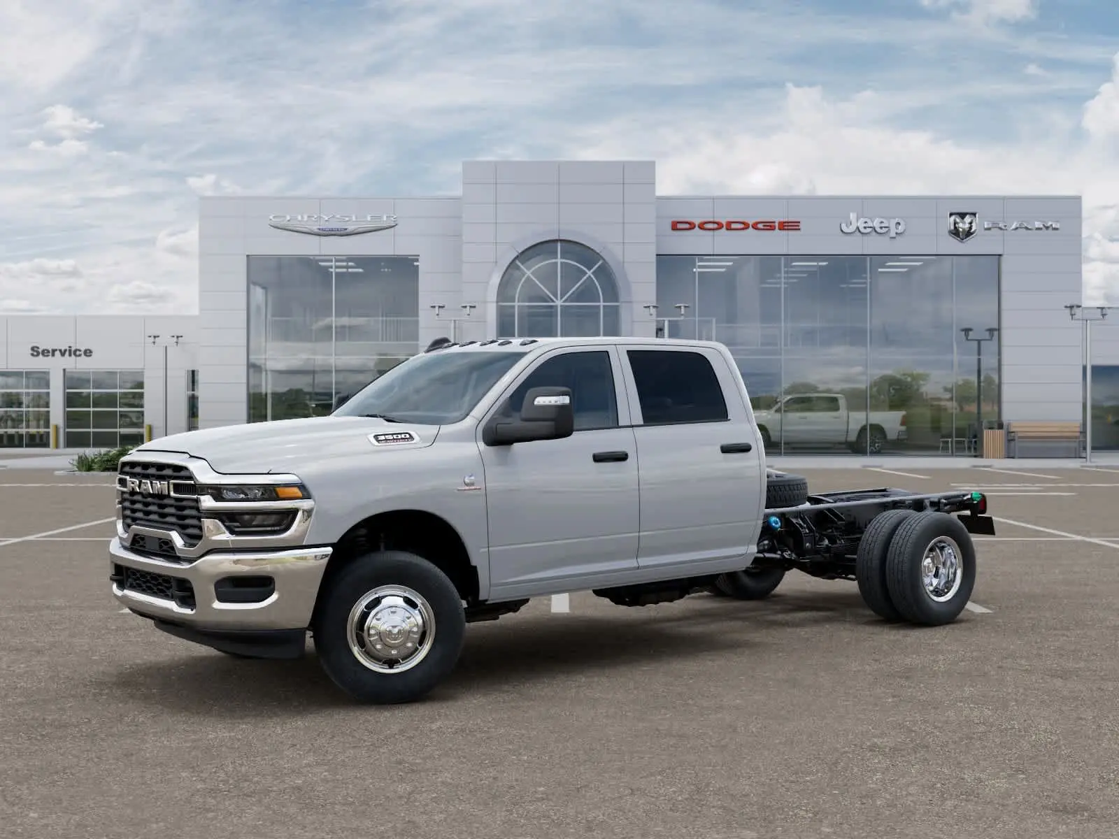 2026 RAM 3500 Tradesman 4X4 Crew Cab photo 3