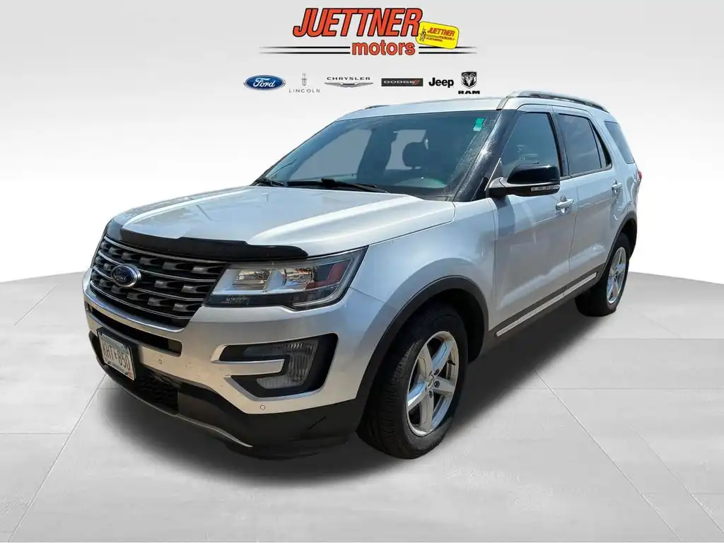 2017 Ford Explorer XLT 4WD's photo