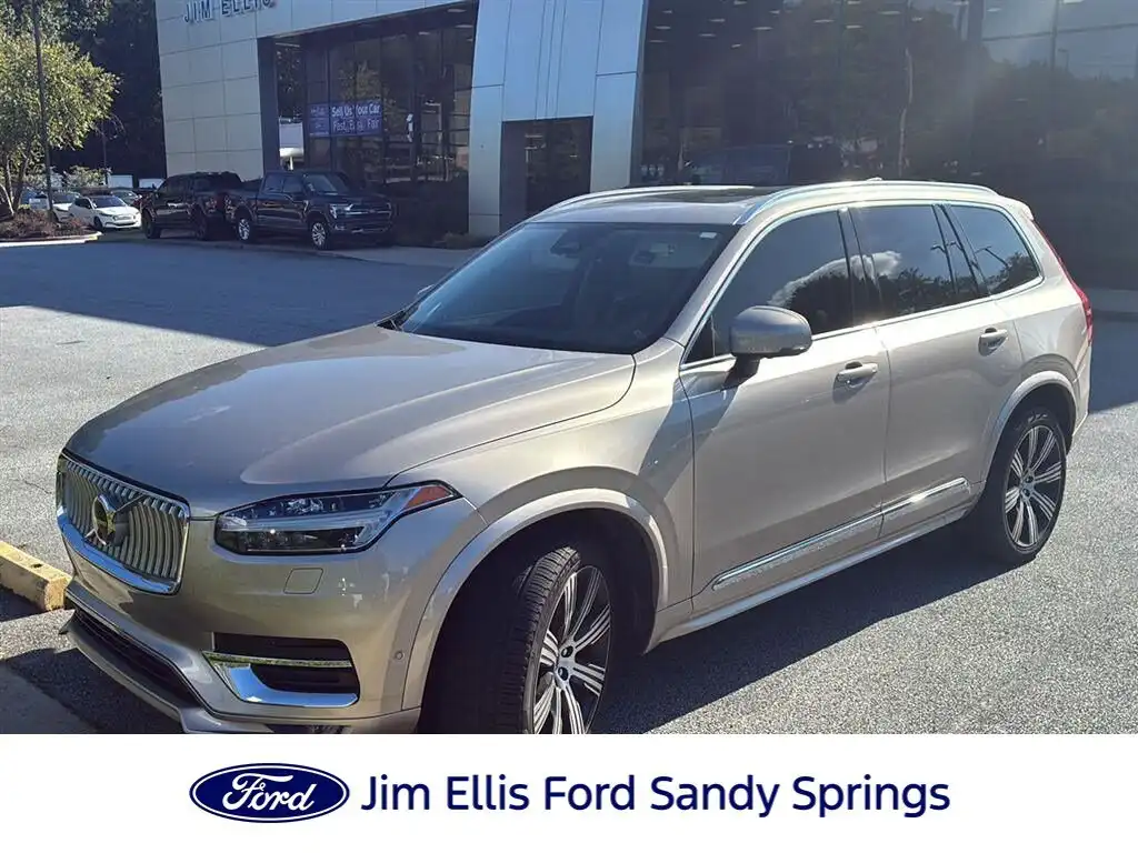2024 Volvo XC90 B6 Plus 7-Seater Bright Theme AWD's photo