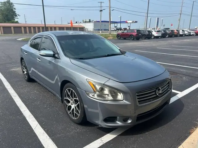 2012 Nissan Maxima 3.5 SV photo 3