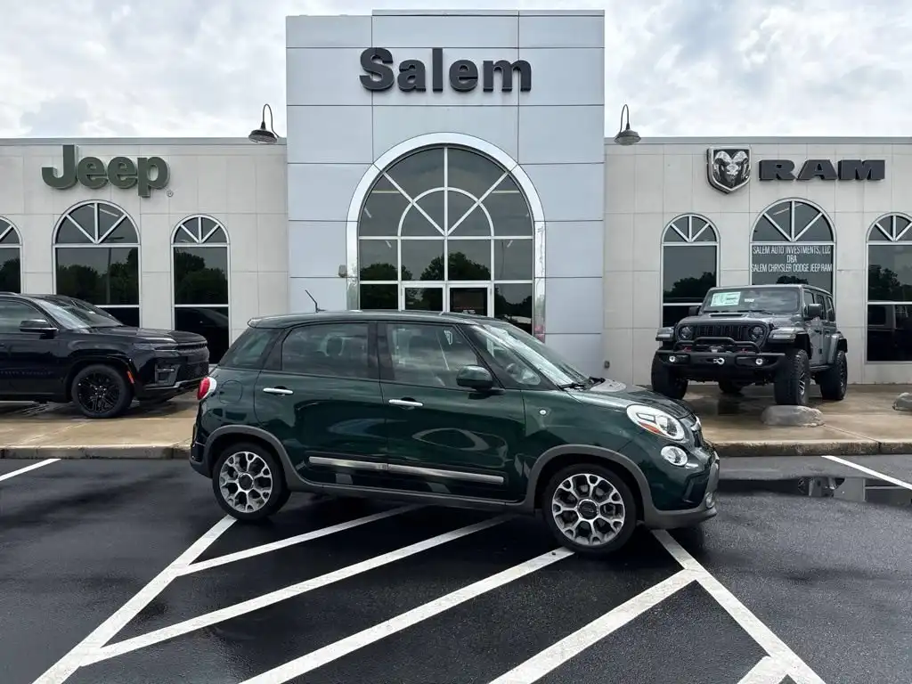 2014 FIAT 500L Trekking's photo
